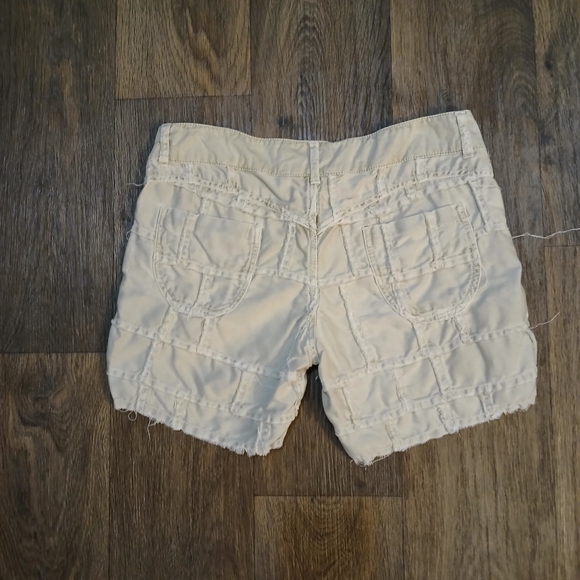 Sundance 100% Cotton Layered and Frayed Shorts.  - Picture 7 of 11